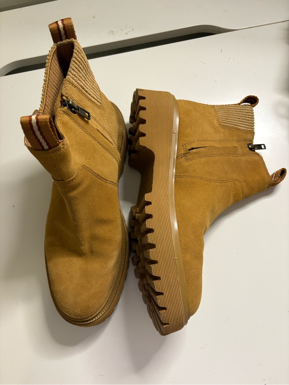 Madewell Tan Lug Sole Boot Sole Detail